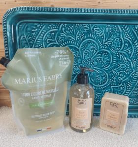 Lire la suite à propos de l’article Nouveau parfum chez Marius Fabre, découvrez les savons à la fleur d&rsquo;Oranger!